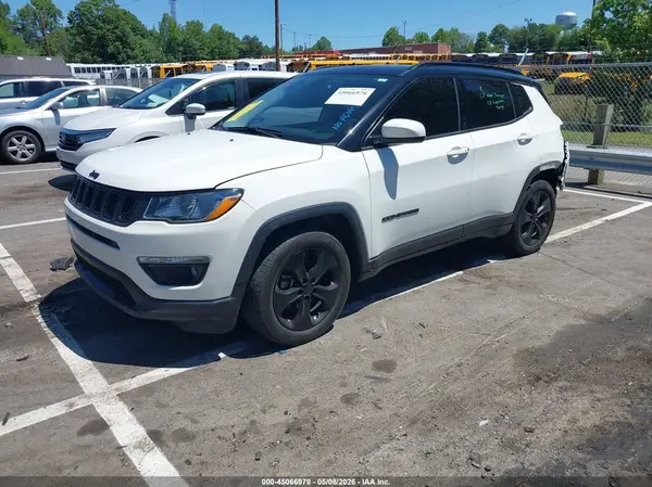 3C4NJCBBXKT833183 2019 JEEP COMPASS - Image 2