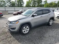 3C4NJCBBXKT851084 2019 JEEP COMPASS