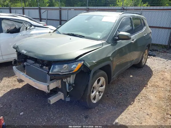 3C4NJCBBXLT198869 2020 JEEP COMPASS - Image 2