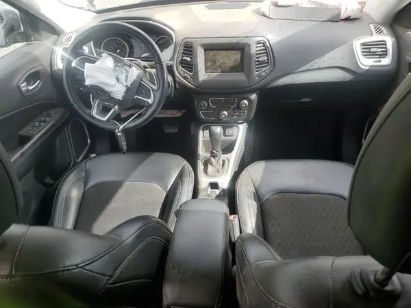 3C4NJCBBXLT257788 2020 JEEP COMPASS - Image 8