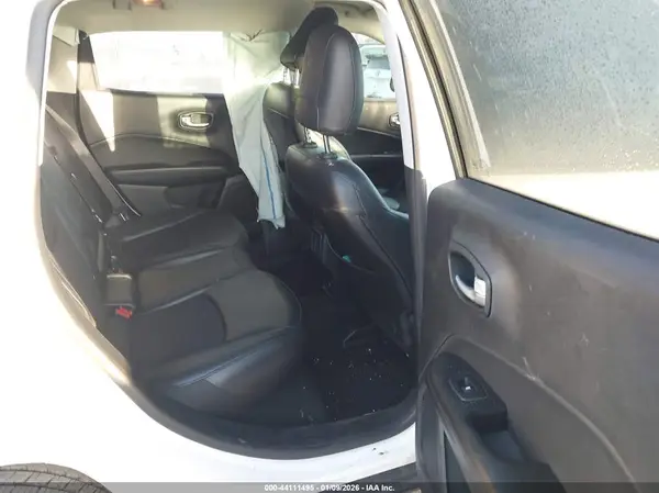3C4NJCBBXMT502056 2021 JEEP COMPASS - Image 8