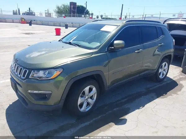 3C4NJCBBXMT505815 2021 JEEP COMPASS - Image 2