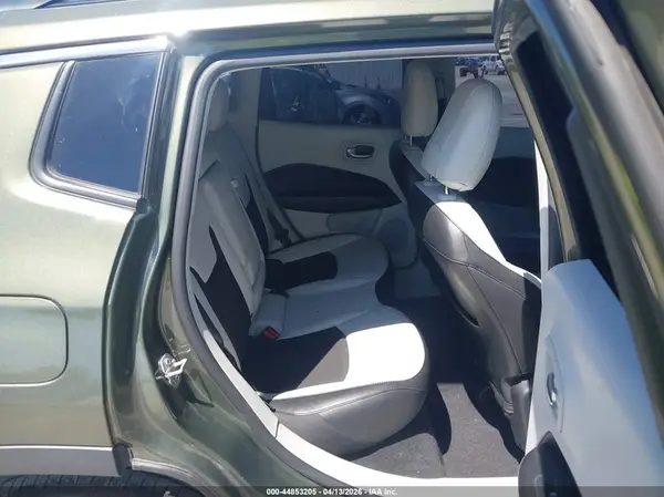 3C4NJCBBXMT505815 2021 JEEP COMPASS - Image 8