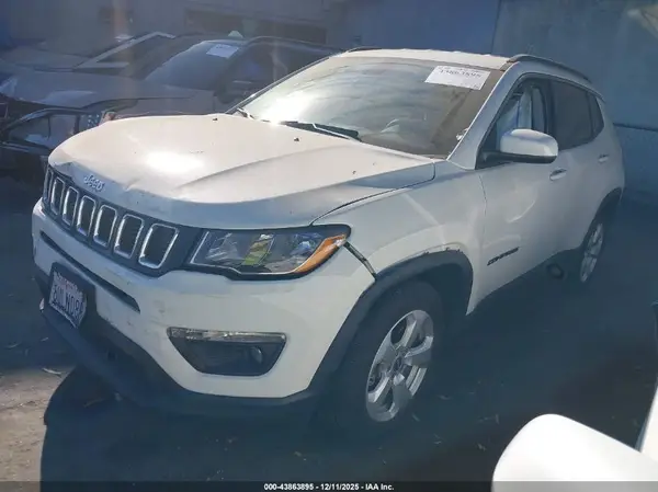 3C4NJCBBXMT518273 2021 JEEP COMPASS - Image 2