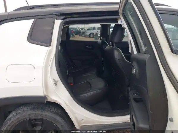 3C4NJCBBXMT527300 2021 JEEP COMPASS - Image 8