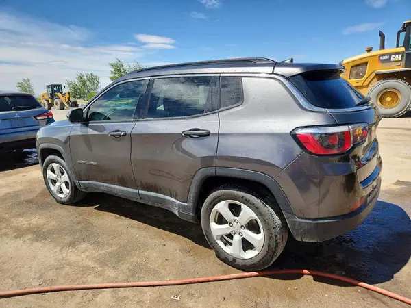 3C4NJCBBXMT560202 2021 JEEP COMPASS - Image 2