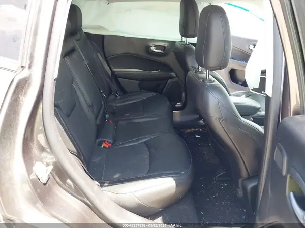 3C4NJCBBXMT563858 2021 JEEP COMPASS - Image 8