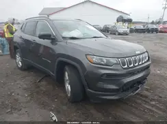 3C4NJCBBXNT100569 2022 JEEP COMPASS