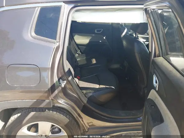 3C4NJCBBXNT103391 2022 JEEP COMPASS - Image 8