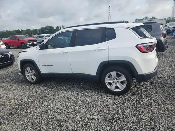 3C4NJCBBXNT137427 2022 JEEP COMPASS - Image 2