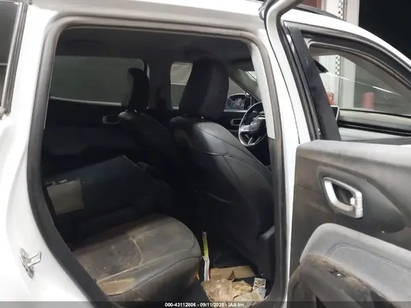 3C4NJCBBXNT139016 2022 JEEP COMPASS - Image 8