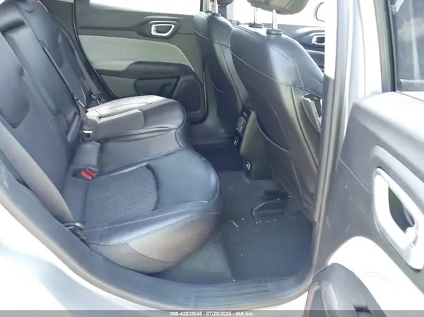 3C4NJCBBXNT176373 2022 JEEP COMPASS - Image 8
