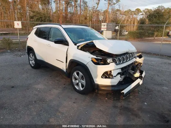 3C4NJCBBXNT177846 2022 JEEP COMPASS - Image 1