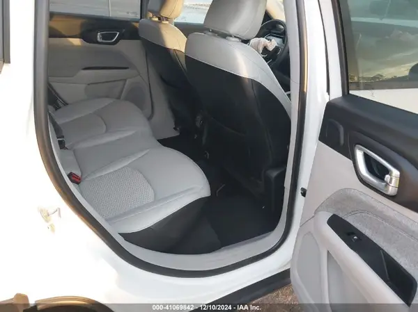3C4NJCBBXNT177846 2022 JEEP COMPASS - Image 8
