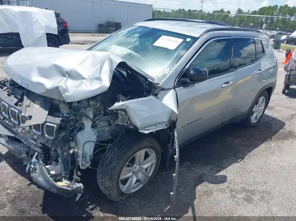 3C4NJCBBXNT182500 2022 JEEP COMPASS - Image 2
