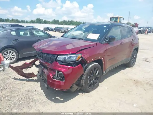 3C4NJCBBXNT187812 2022 JEEP COMPASS - Image 2