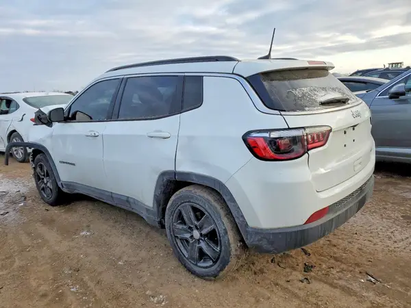 3C4NJCBBXNT218072 2022 JEEP COMPASS - Image 2
