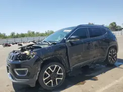 3C4NJCCB0JT122508 2018 JEEP COMPASS