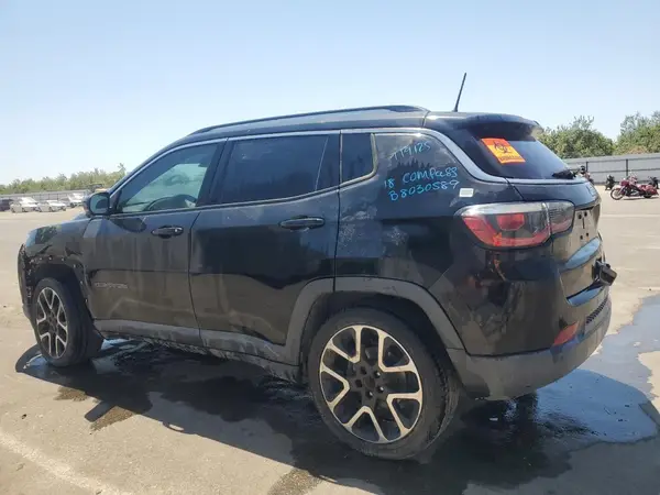 3C4NJCCB0JT122508 2018 JEEP COMPASS - Image 2