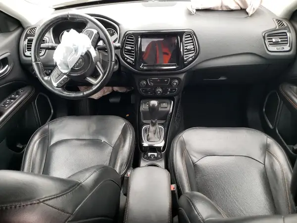 3C4NJCCB0JT205159 2018 JEEP COMPASS - Image 8