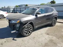 3C4NJCCB0JT286275 2018 JEEP COMPASS