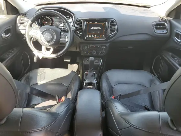 3C4NJCCB0JT286275 2018 JEEP COMPASS - Image 8