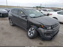 3C4NJCCB0JT368085 2018 JEEP COMPASS