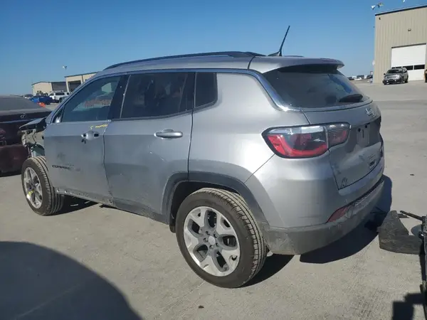 3C4NJCCB0JT406382 2018 JEEP COMPASS - Image 2