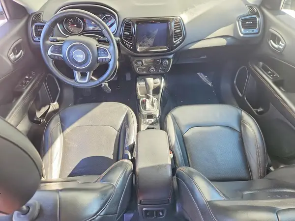 3C4NJCCB0JT410996 2018 JEEP COMPASS - Image 8
