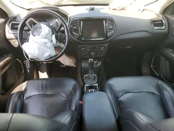 3C4NJCCB0JT461687 2018 JEEP COMPASS - Image 8