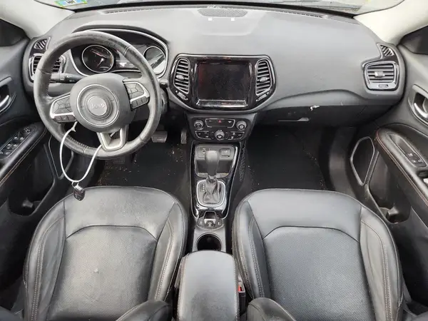 3C4NJCCB0KT660109 2019 JEEP COMPASS - Image 8