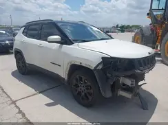 3C4NJCCB0KT667660 2019 JEEP COMPASS