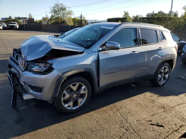 3C4NJCCB0KT670817 2019 JEEP COMPASS - Image 1