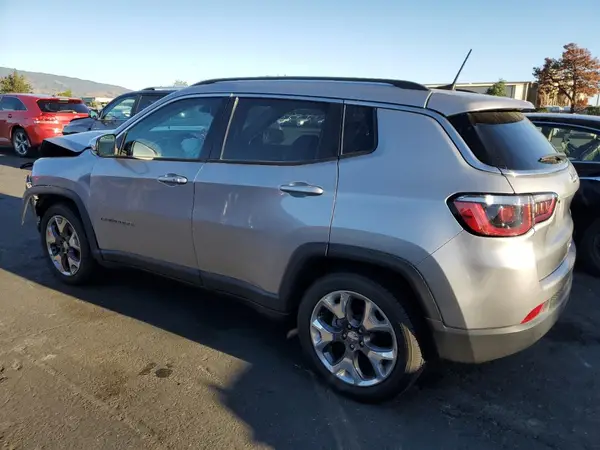 3C4NJCCB0KT670817 2019 JEEP COMPASS - Image 2