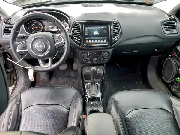 3C4NJCCB0KT675760 2019 JEEP COMPASS - Image 8