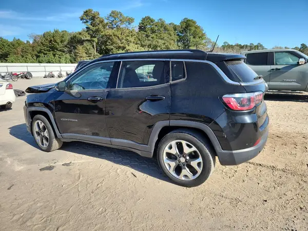 3C4NJCCB0KT676133 2019 JEEP COMPASS - Image 2