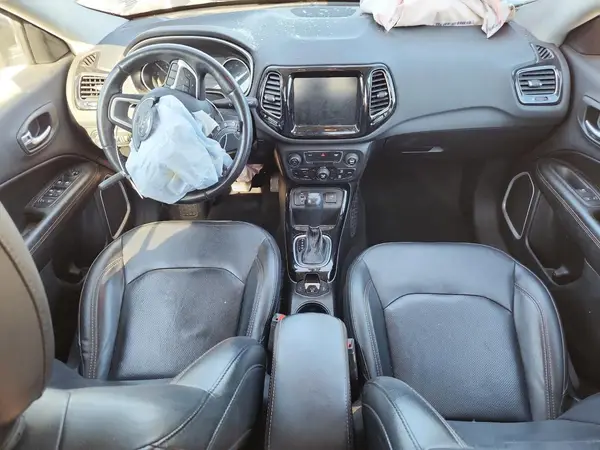 3C4NJCCB0KT676133 2019 JEEP COMPASS - Image 8