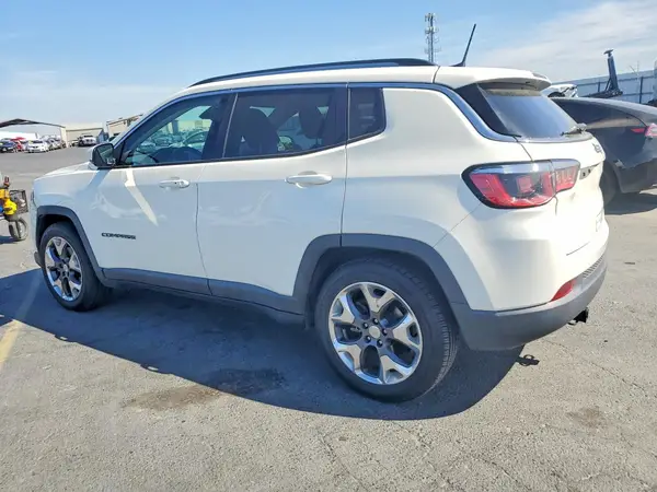 3C4NJCCB0KT793677 2019 JEEP COMPASS - Image 2