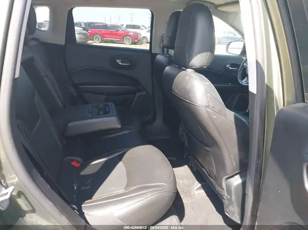 3C4NJCCB0KT802152 2019 JEEP COMPASS - Image 8