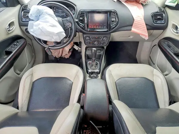3C4NJCCB0KT809067 2019 JEEP COMPASS - Image 8