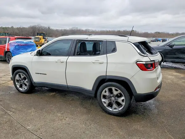 3C4NJCCB0LT126187 2020 JEEP COMPASS - Image 2