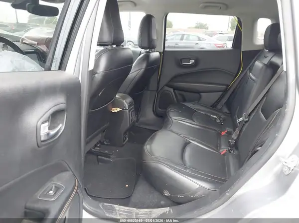 3C4NJCCB0LT128683 2020 JEEP COMPASS - Image 8