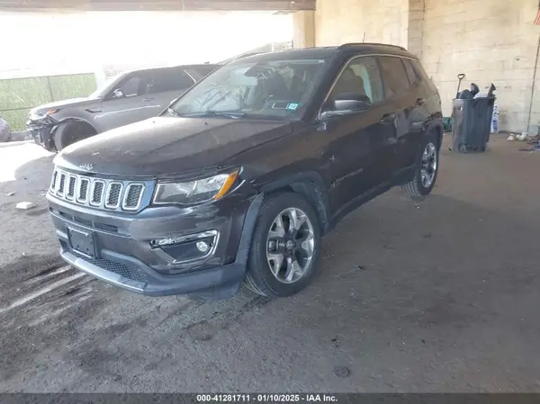 3C4NJCCB0LT140588 2020 JEEP COMPASS - Image 2