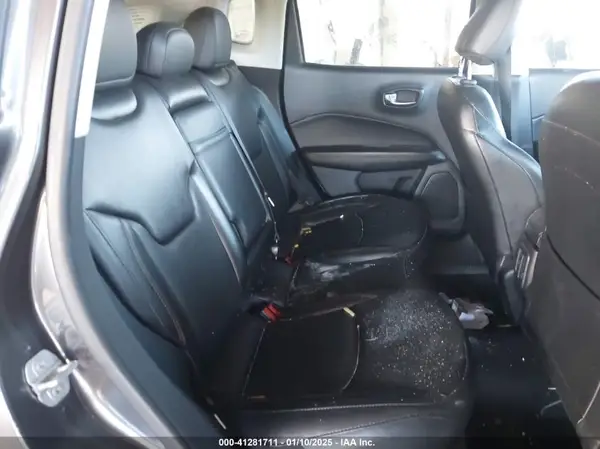 3C4NJCCB0LT140588 2020 JEEP COMPASS - Image 8