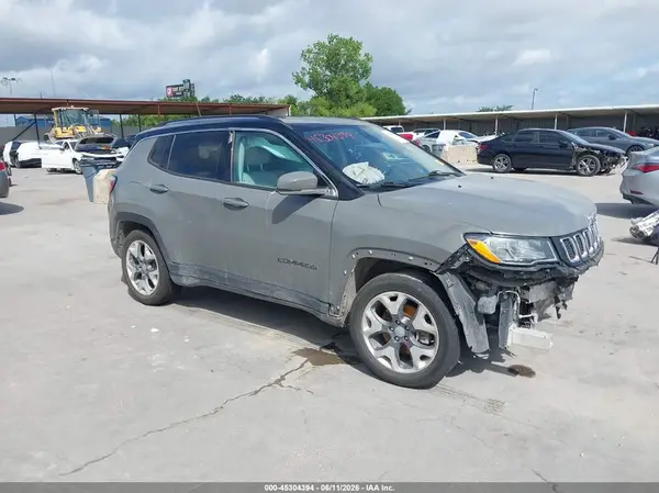 3C4NJCCB0LT152448 2020 JEEP COMPASS - Image 1