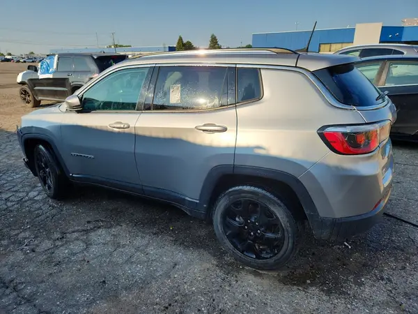 3C4NJCCB0LT187300 2020 JEEP COMPASS - Image 2