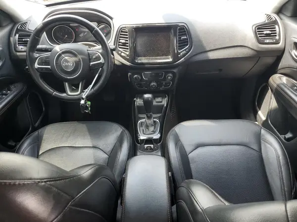 3C4NJCCB0LT241310 2020 JEEP COMPASS - Image 8