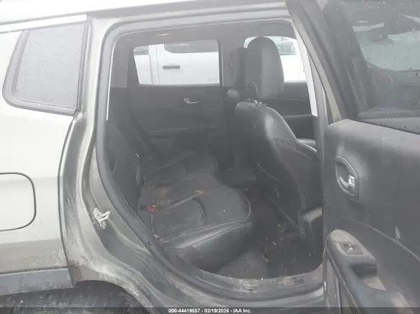 3C4NJCCB0MT522640 2021 JEEP COMPASS - Image 8