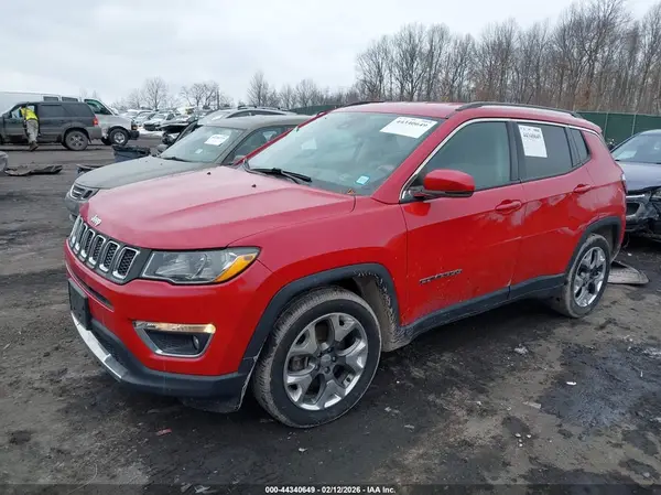 3C4NJCCB0MT526428 2021 JEEP COMPASS - Image 2