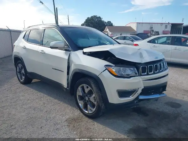 3C4NJCCB0MT563981 2021 JEEP COMPASS - Image 1